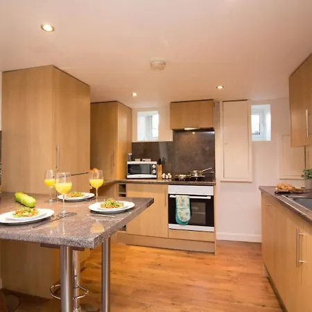 Diamond-town Street Apartment
